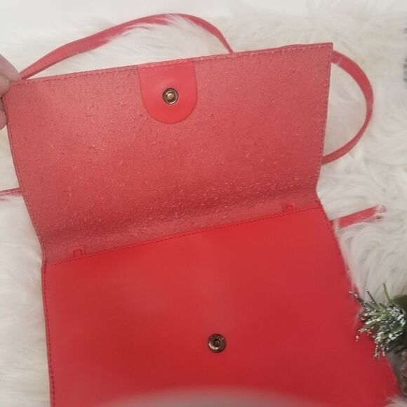 GAP Leather Crossbody Bag. - Picture 5 of 5